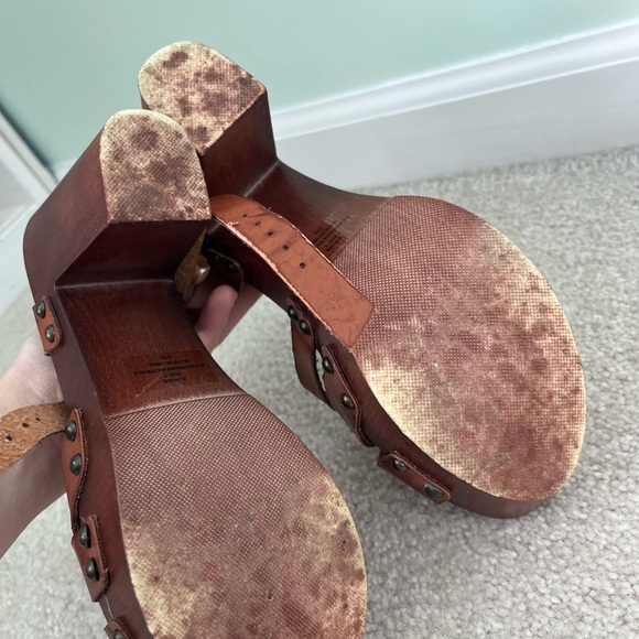 Madden Girl Brown Platform Sandals - Picture 3 of 4